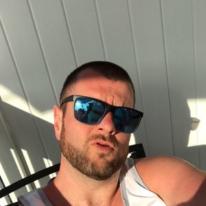 Meet your Posher, Corey